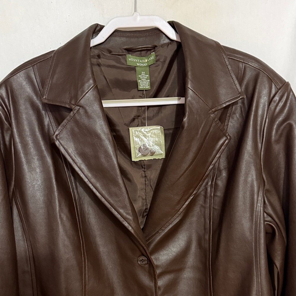 Mountain Lake Women's Brown Leather Jacket, Size 2X, NWT, MAKE AN OFFER!!!
